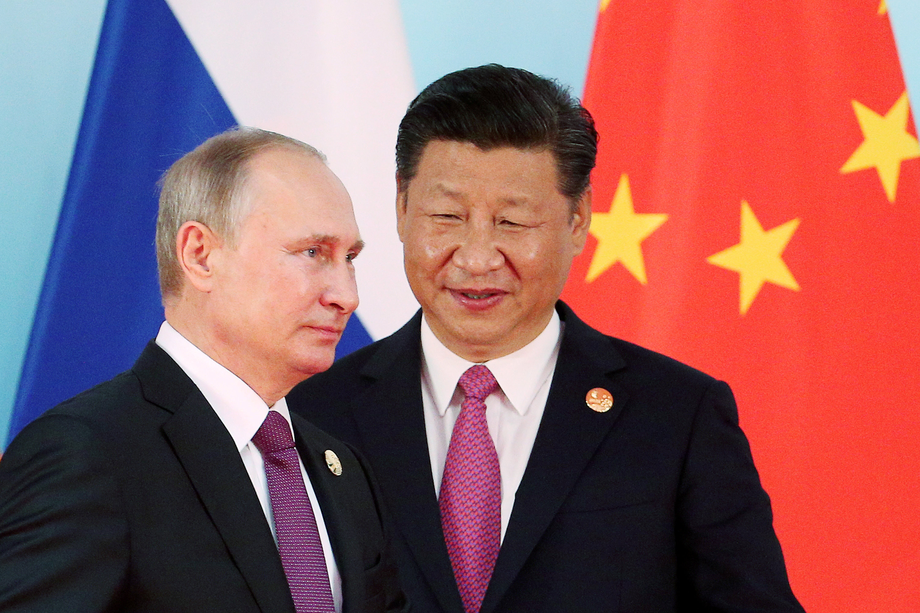 Президент России Владимир Путин и председатель КНР Си Цзиньпин на открытии саммита БРИКС. Фото: &copy;&nbsp;REUTERS/Wu Hong