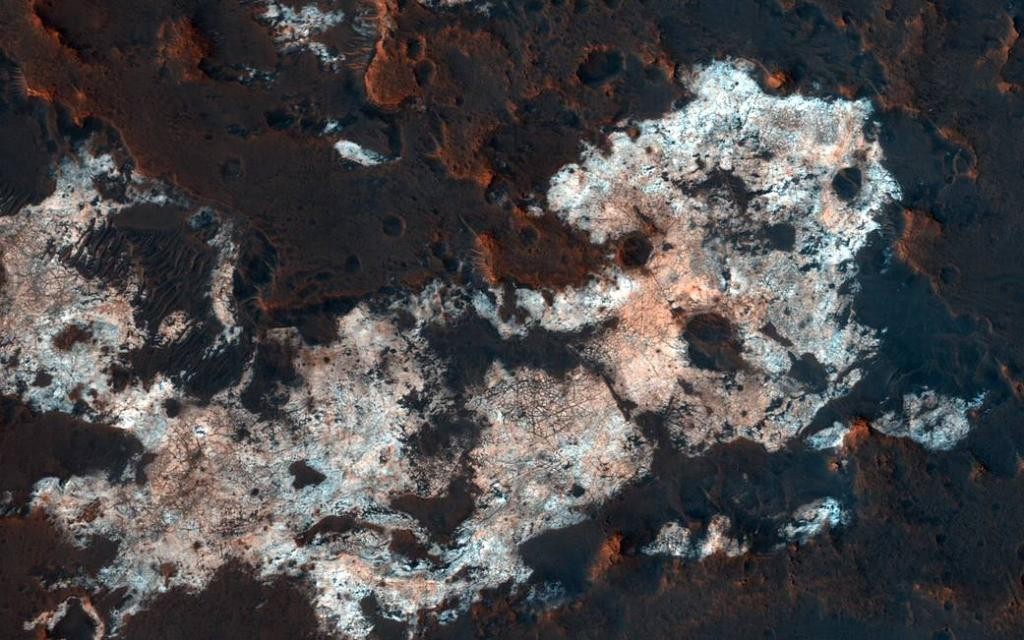 Поверхность Марса. Фото: &copy; Twitter/NASA