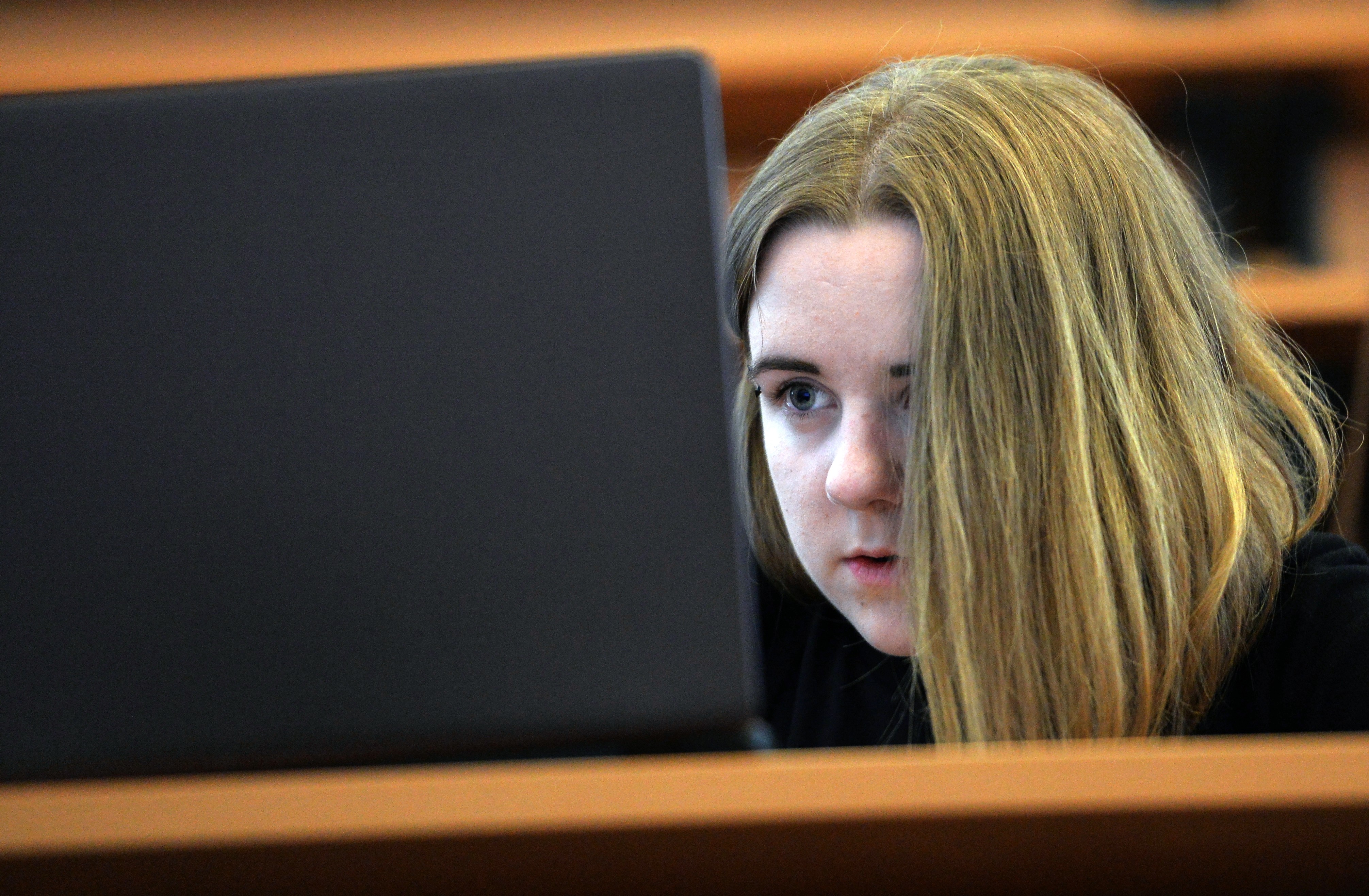 Девушка и ноутбук. Фото: &copy; РИА Новости/Виталий Аньков