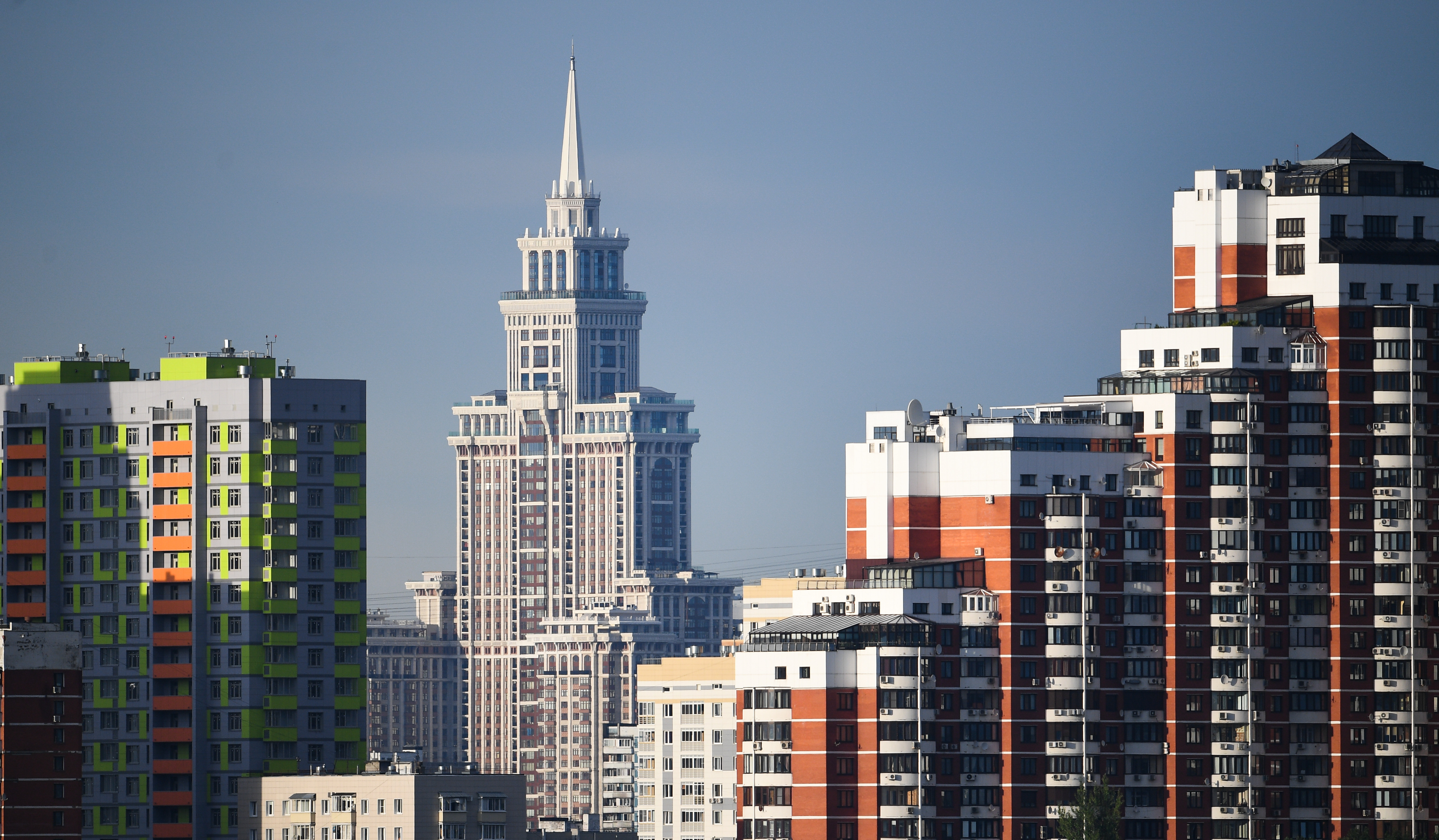 Тысяча квартир. Здания 90 Ближний. Дом в Москве более 1000 квартир.