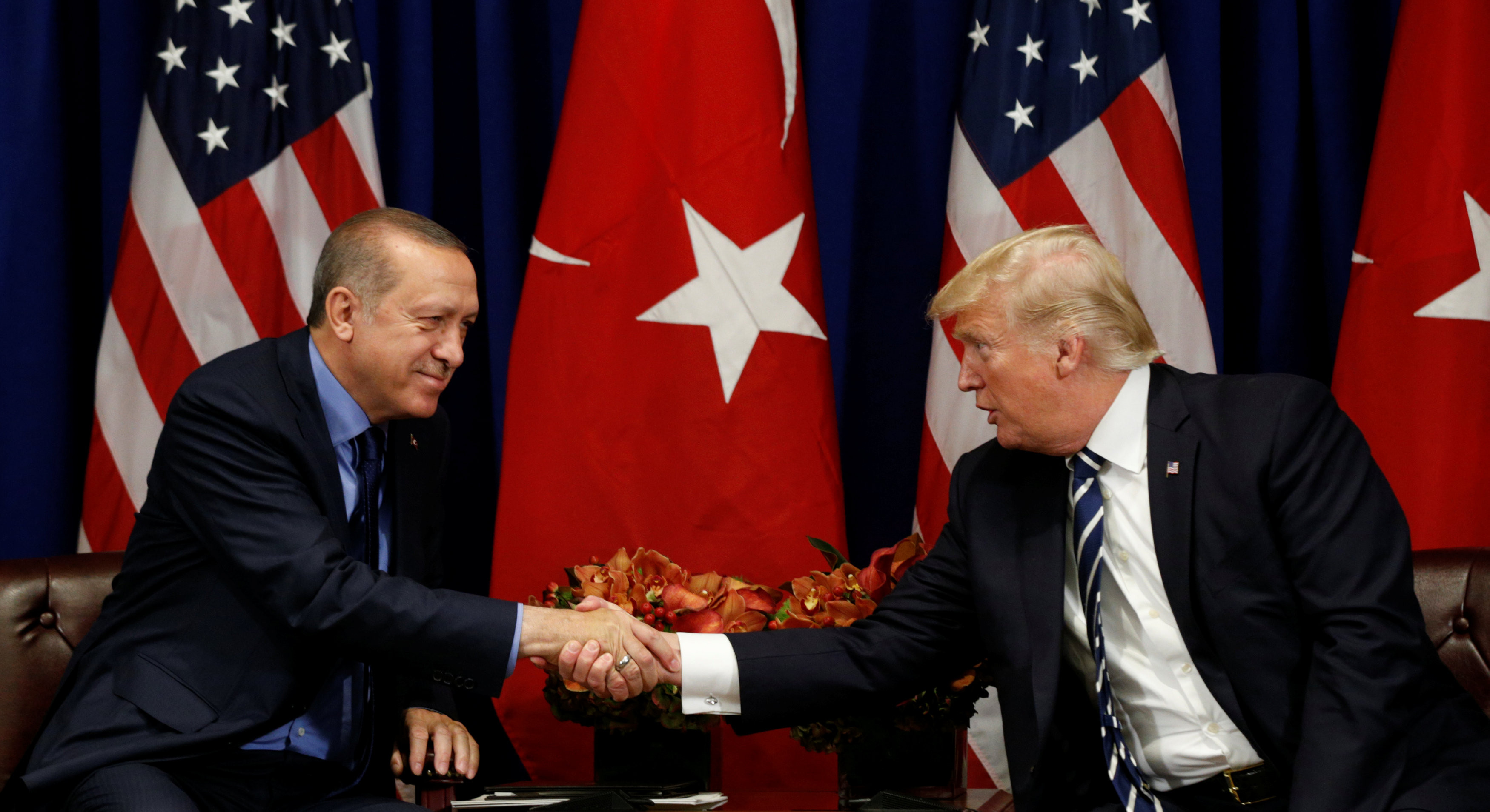 Президенты Турции Тайип Эрдоган и США Дональд Трамп.&nbsp;Фото &copy;REUTERS/Kevin Lamarque