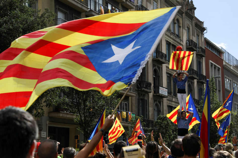 Участники&nbsp;демонстрации в Каталонии. Фото: &copy; REUTERS/Susana Vera


