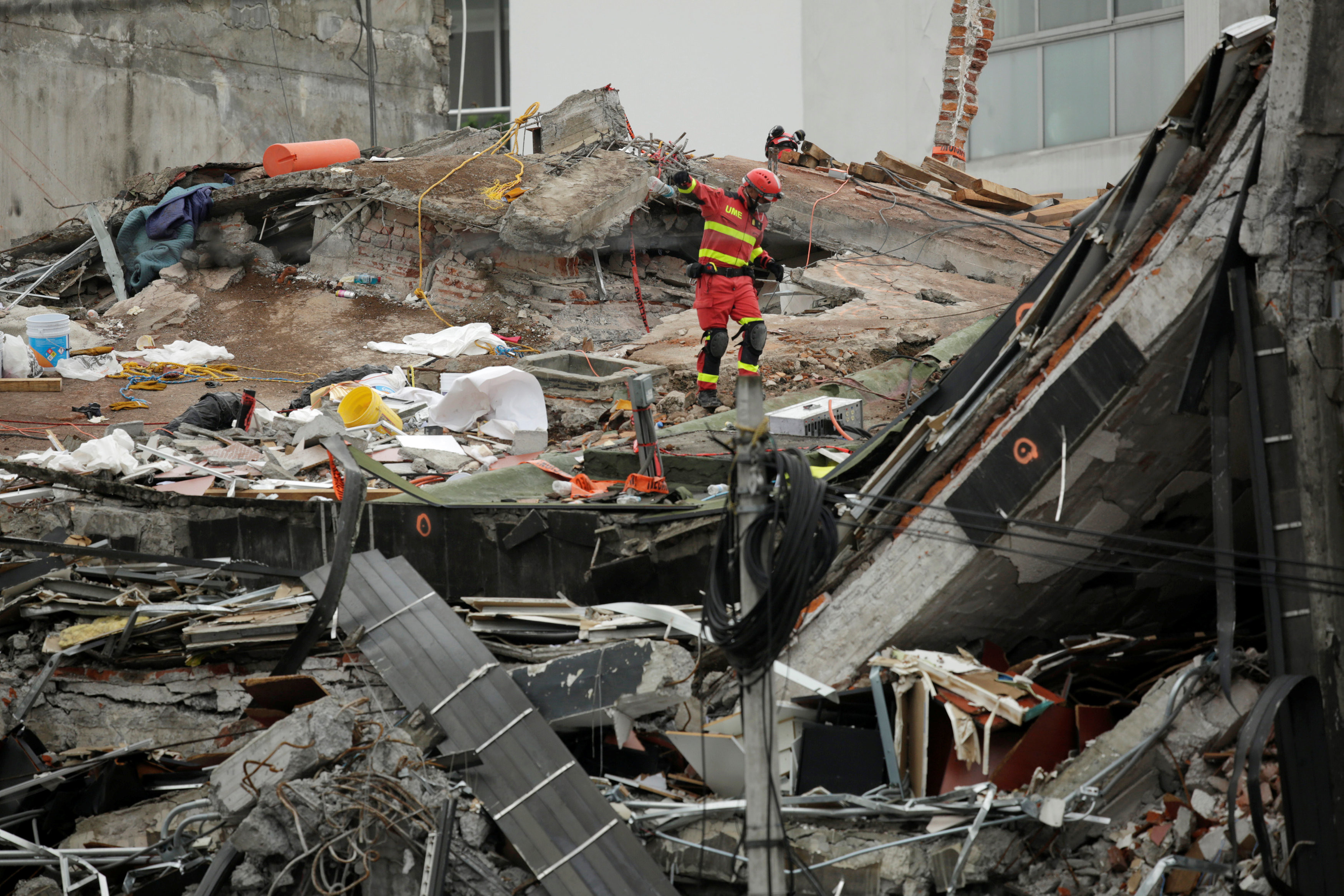 Последствия землетрясения в Мексике 19 сентября 2017 года. Фото: &copy;&nbsp;REUTERS/Jose Luis Gonzalez