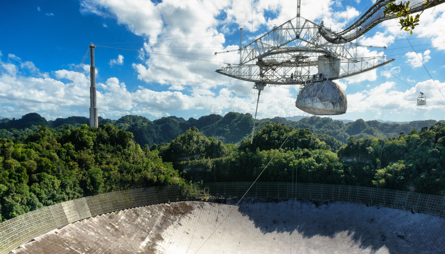 Радиотелескоп в обсерватории Аресибо, Пуэрто-Рико.&nbsp;Фото: &copy;Flickr/sharkhats