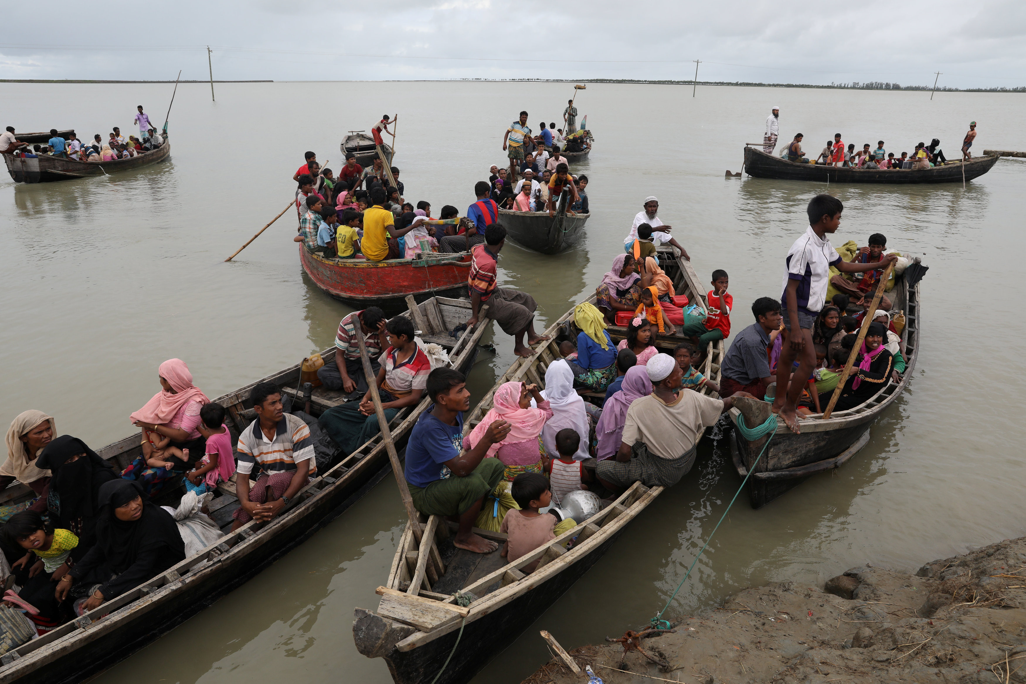 Беженцы из Мьянмы. Фото: &copy;&nbsp;REUTERS/Mohammad Ponir Hossain