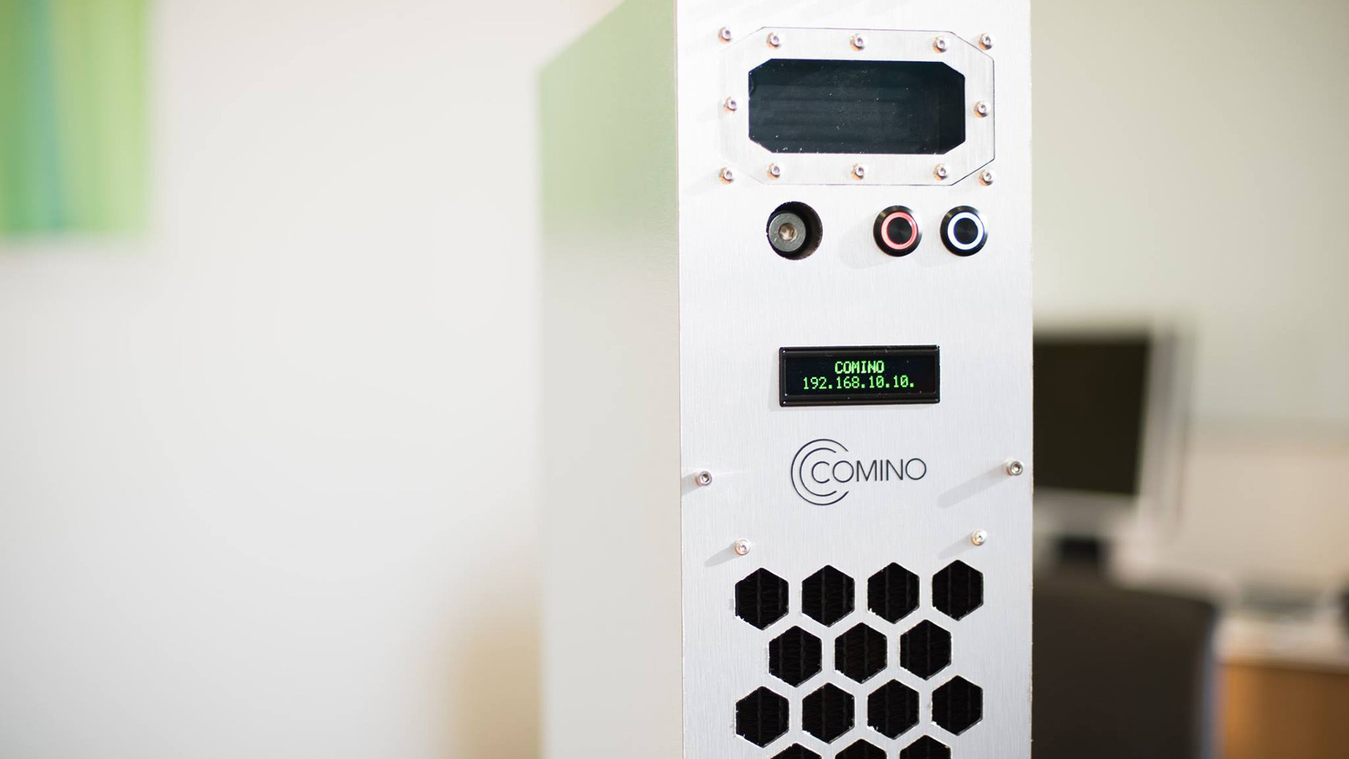 Фото: © facebook.com/Comino