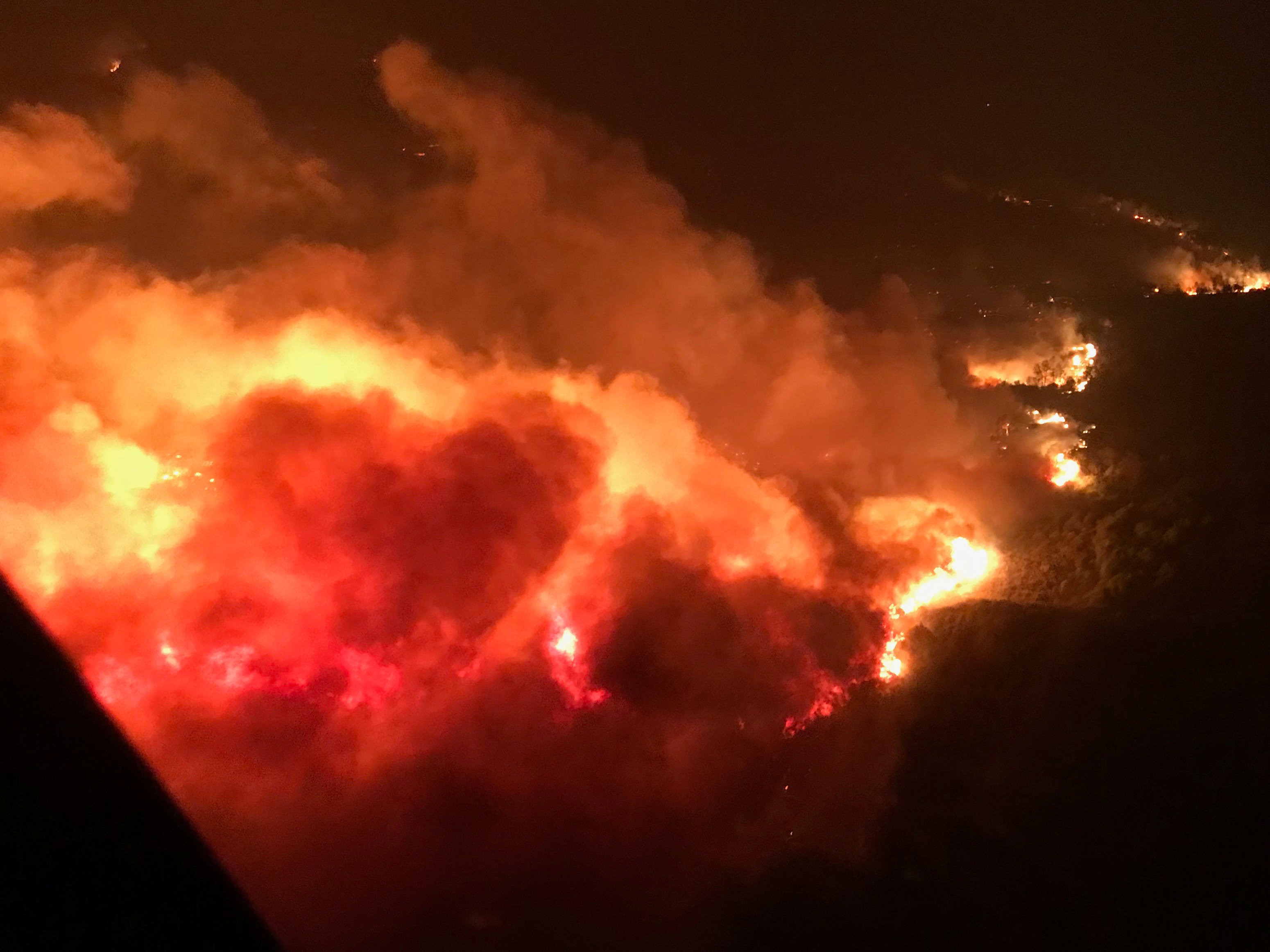 Съёмки пожара в Калифорнии с воздуха. Фото: &copy;&nbsp;California&nbsp;Highway Patrol/REUTERS