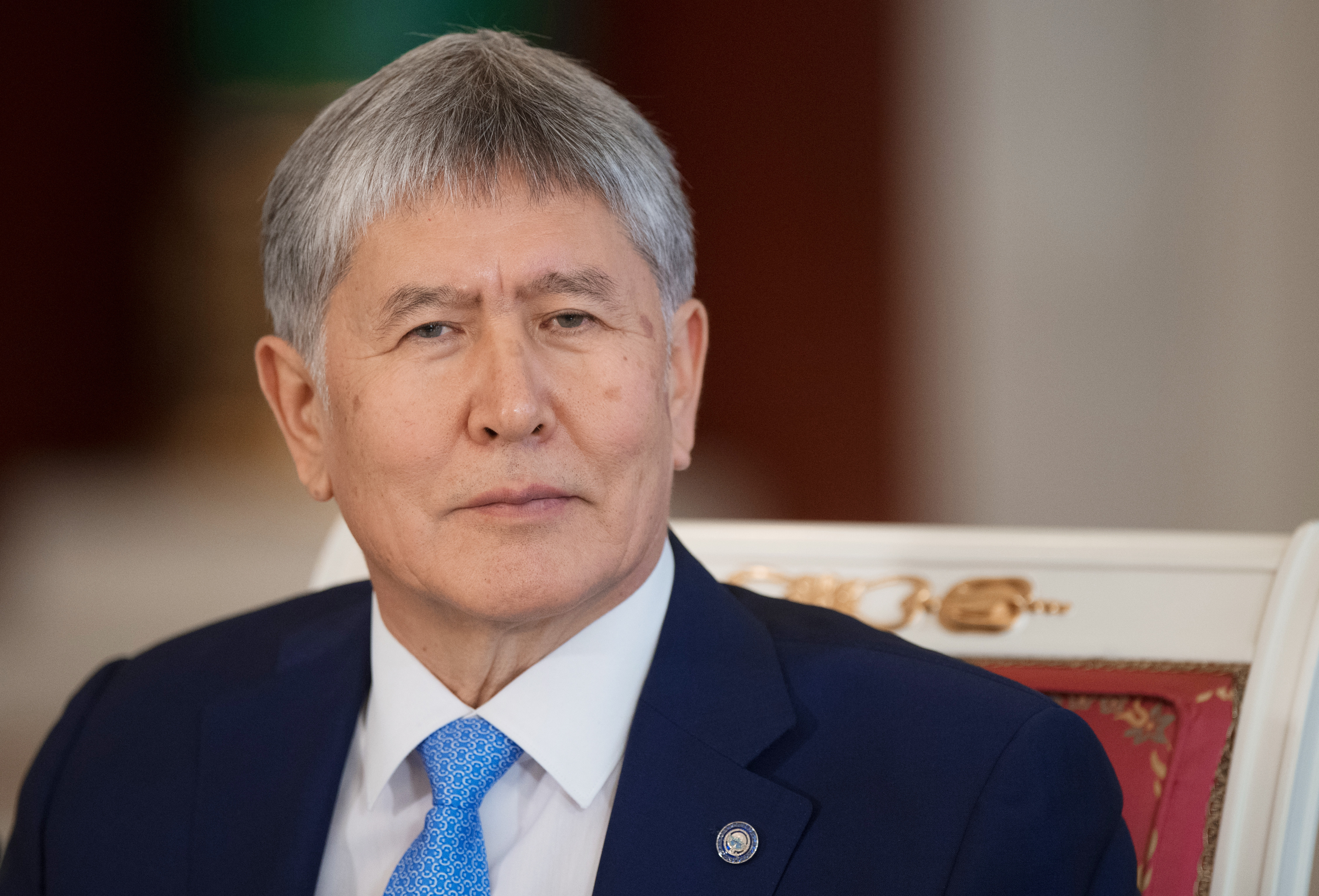 1 президент киргизии 5 букв