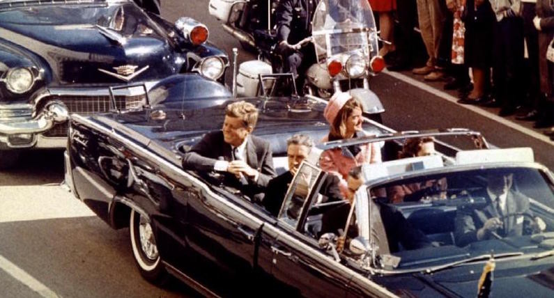Бывший президент США Джон Кеннеди с женой Жаклин. Фото: &copy; REUTERS