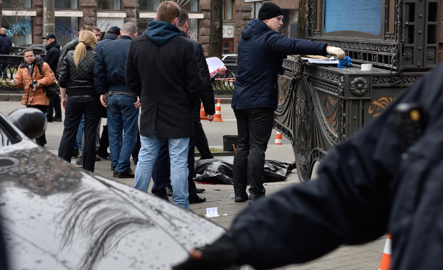 Место убийства бывшего депутата Госдумы РФ Дениса Вороненкова. Фото: &copy; РИА Новости