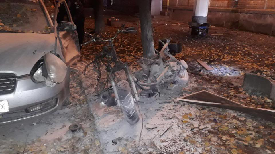 Место взрыва. Фото: &copy; Facebook/МВС України