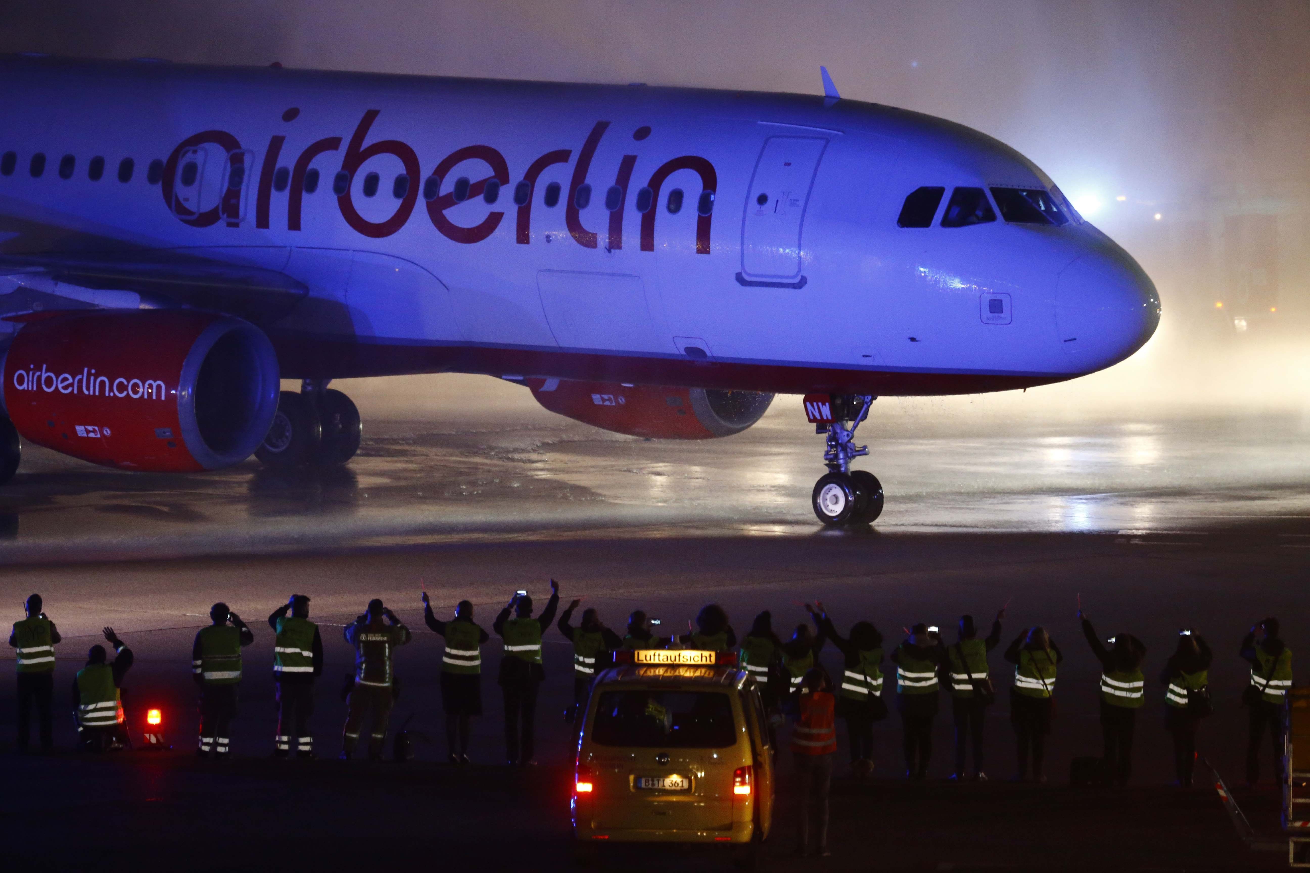 Самолёт авиакомпании Air Berlin. Фото: &copy; REUTERS/Hannibal Hanschke