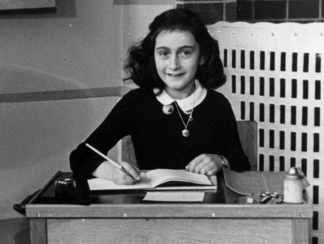 Фото © wikipedia.org/wiki/Anne_Frank