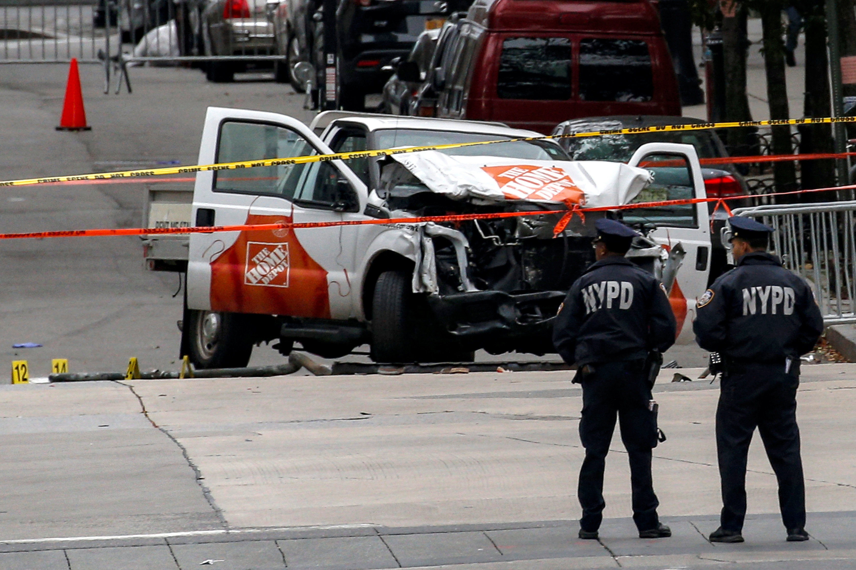 Машина, которую террорист использовал во время наезда. Фото: &copy;&nbsp;REUTERS/Brendan McDermid