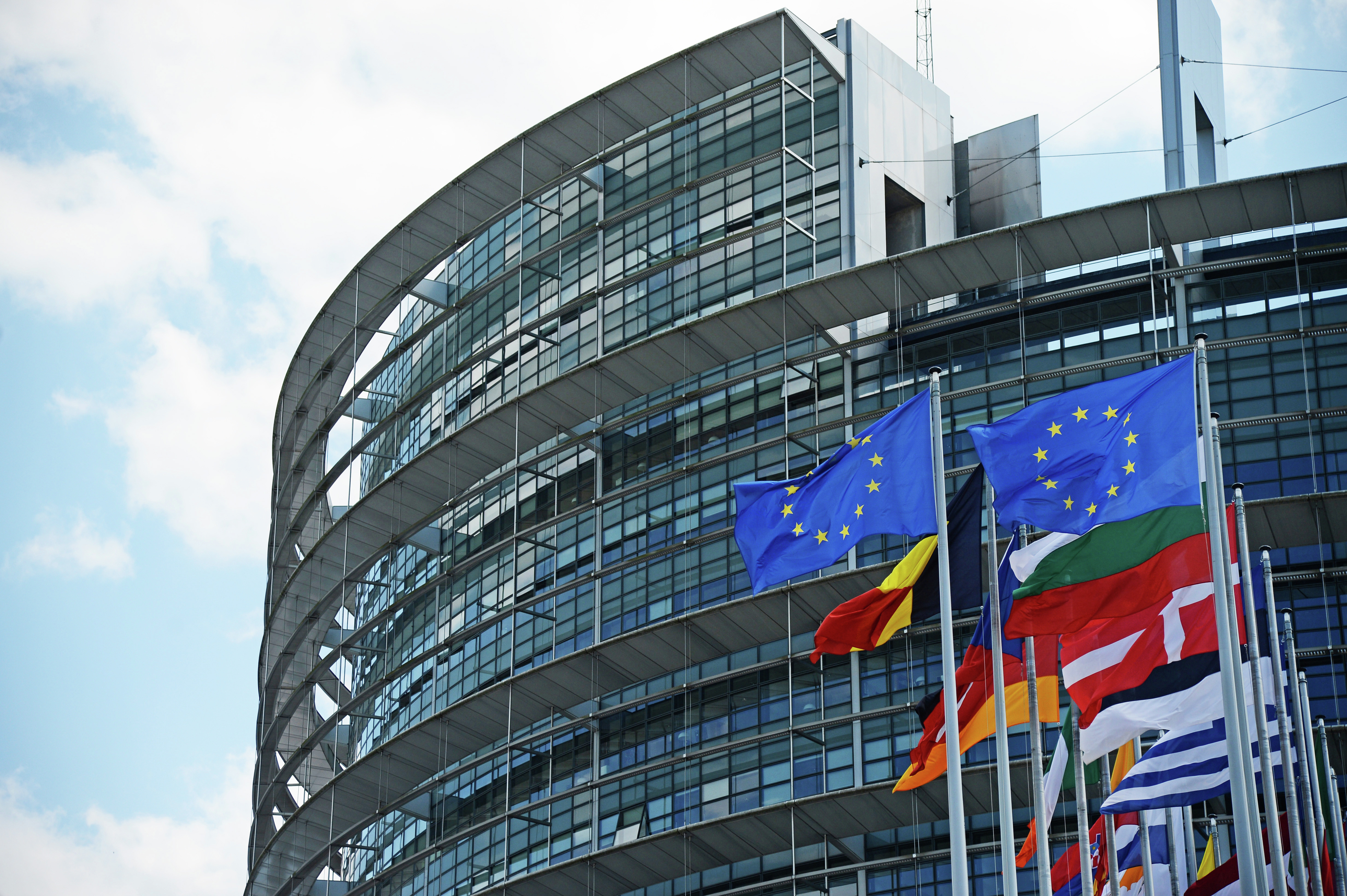 Совет европы оон. Здание Европарламента в Страсбурге. Европарламент Брюссель. Европейский парламент в Брюсселе. Брюссель штаб квартира Евросоюза.