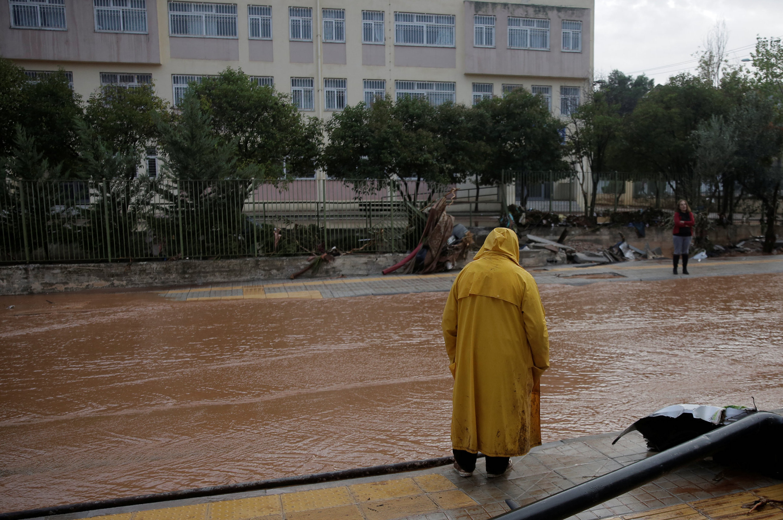 Наводнение в греческой Мандре. Фото: &copy;&nbsp;REUTERS/Alkis Konstantinidis