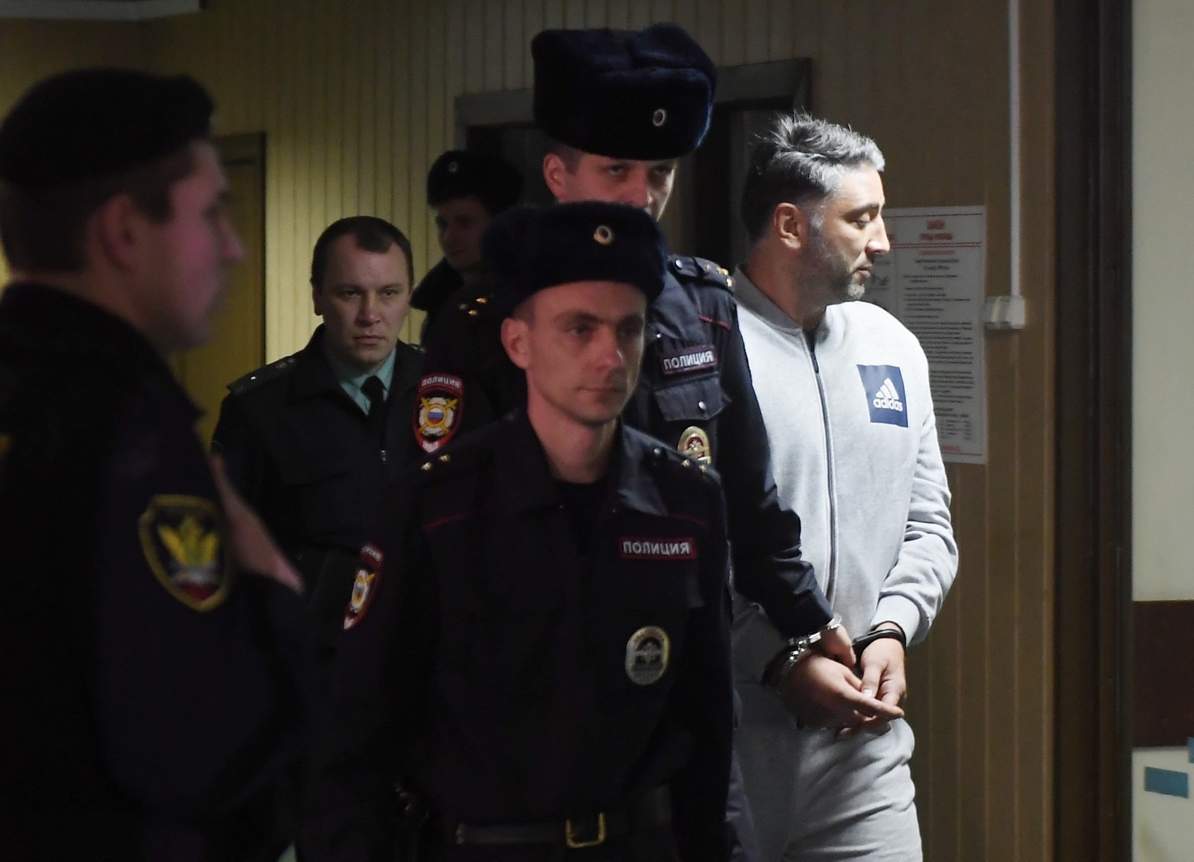 Ряд участников драки со стрельбой в "Москве-Сити" скрывается от следствия