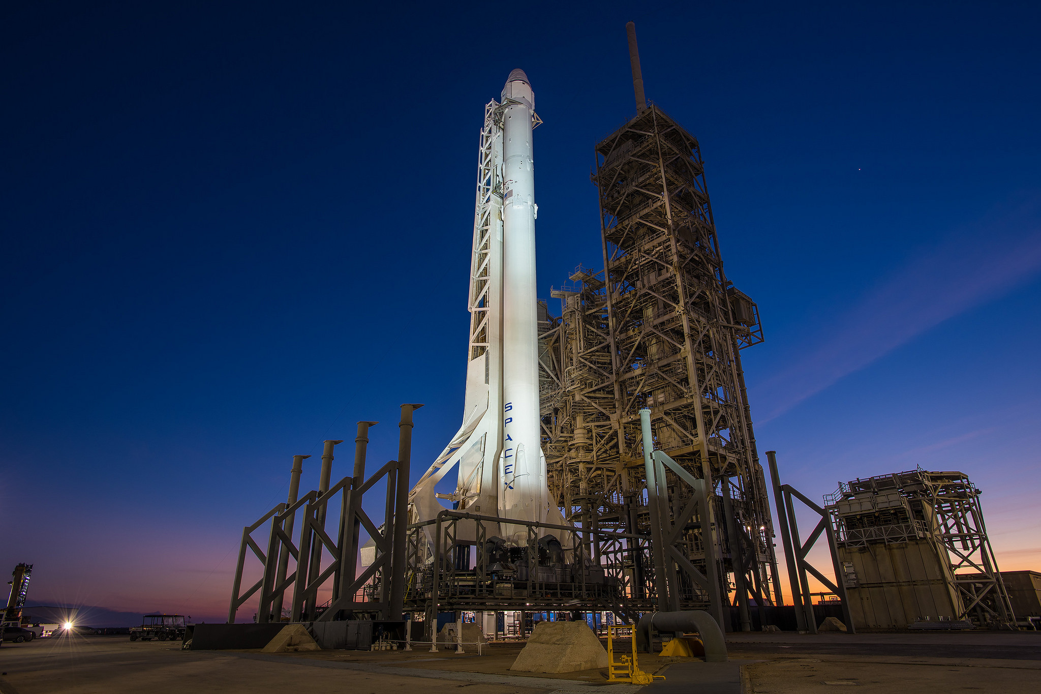Ракета-носитель Falcon 9. Фото: &copy; Flickr / NASA's Marshall Space Flight Center