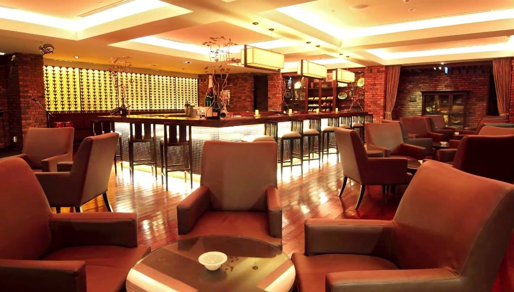 Комнаты для укрытия в бункере стоят от $33 тысяч до $261 тысячи. Всего бункер сможет приютить пять тысяч человек.