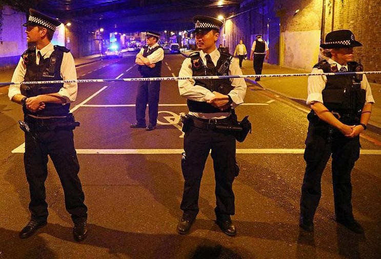 Сотрудники полиции Лондона. Фото: &copy; REUTERS/Neil Hall