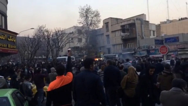 Протесты в Тегеране, Иран.&nbsp;Фото &copy; REUTERS
