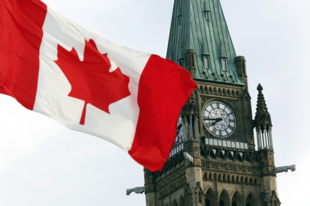 Флаг Канады. Фото: &copy; REUTERS/Blair Gable
