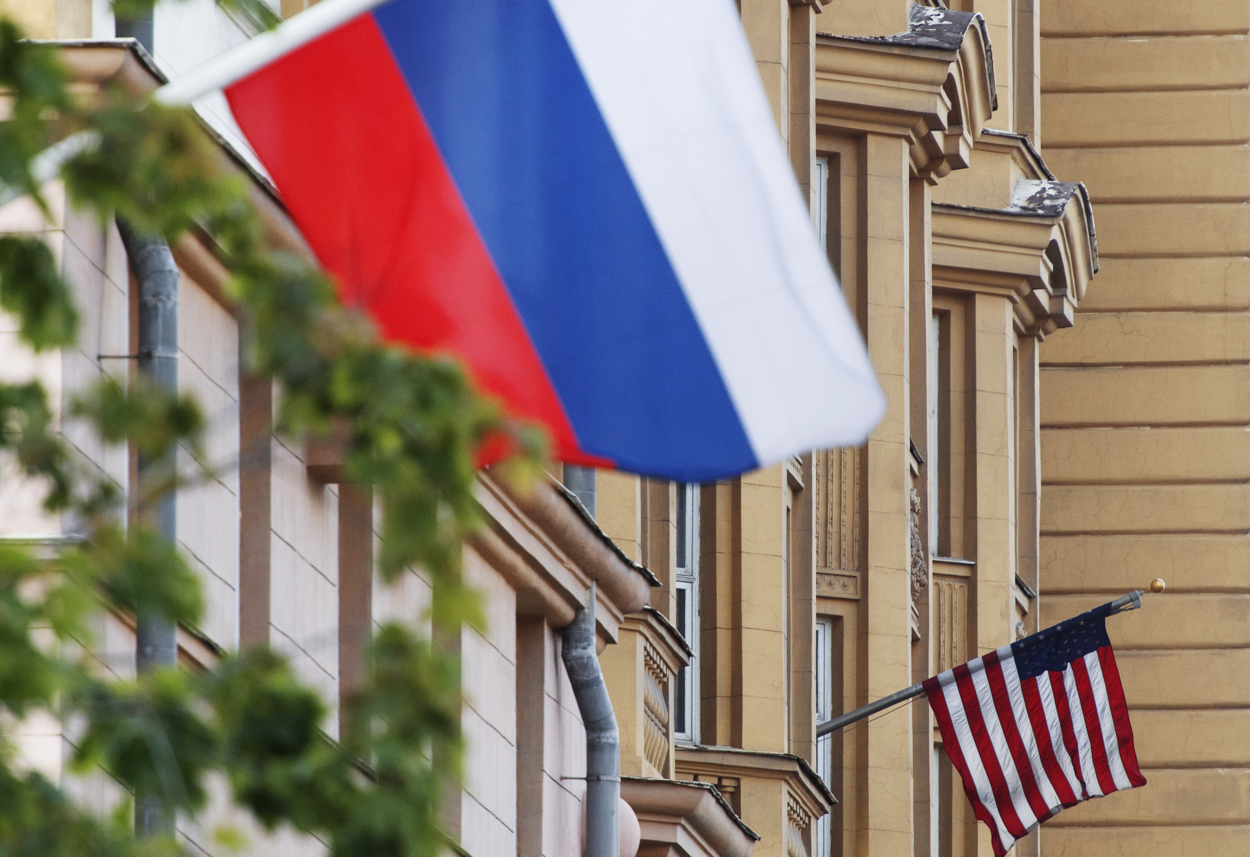 Государственные флаги России и США. Фото: &copy; РИА Новости/Максим Блинов