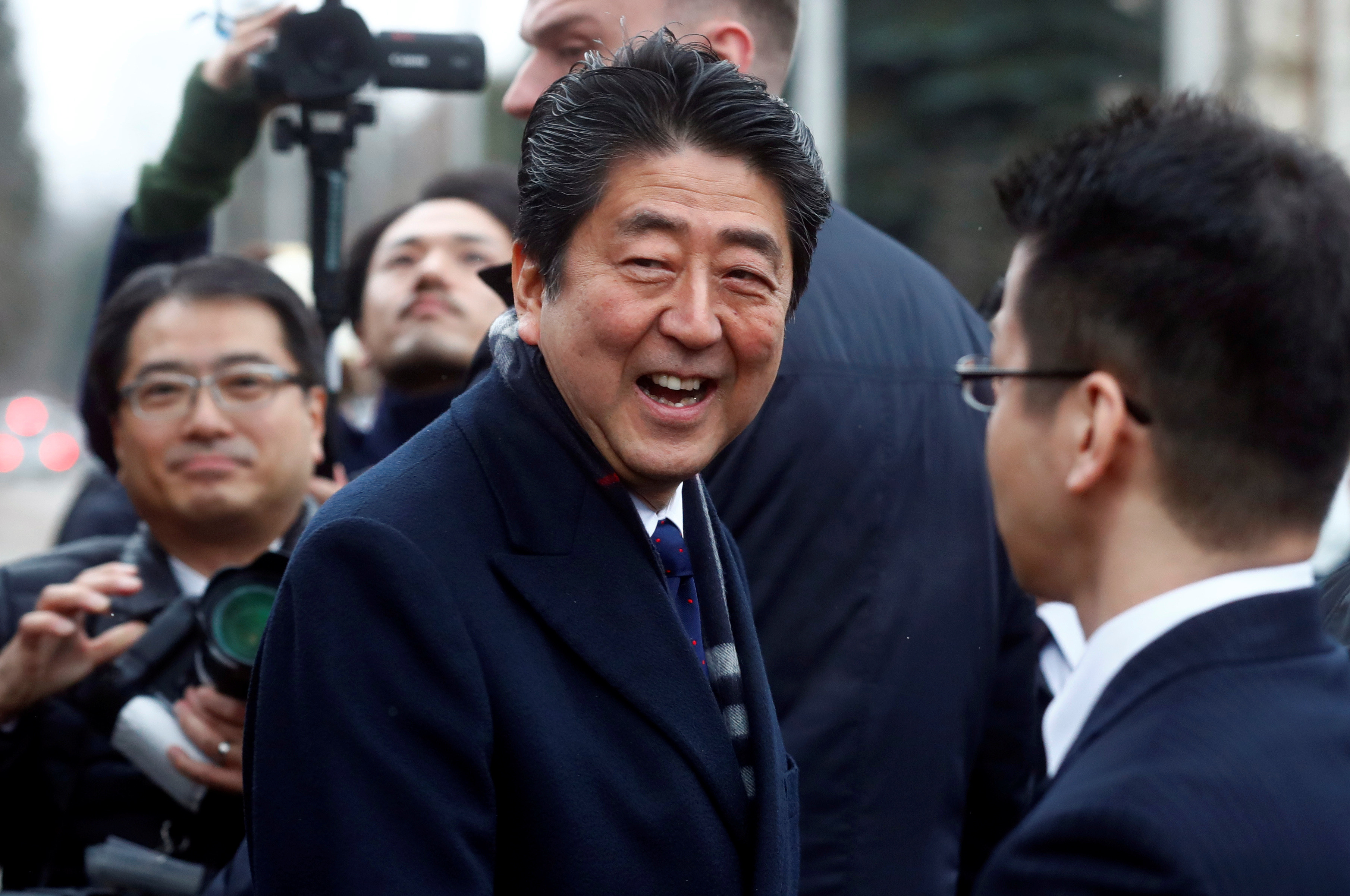 Премьер-министр Японии Синдзо Абэ. Фото: &copy; REUTERS/Ints Kalnins