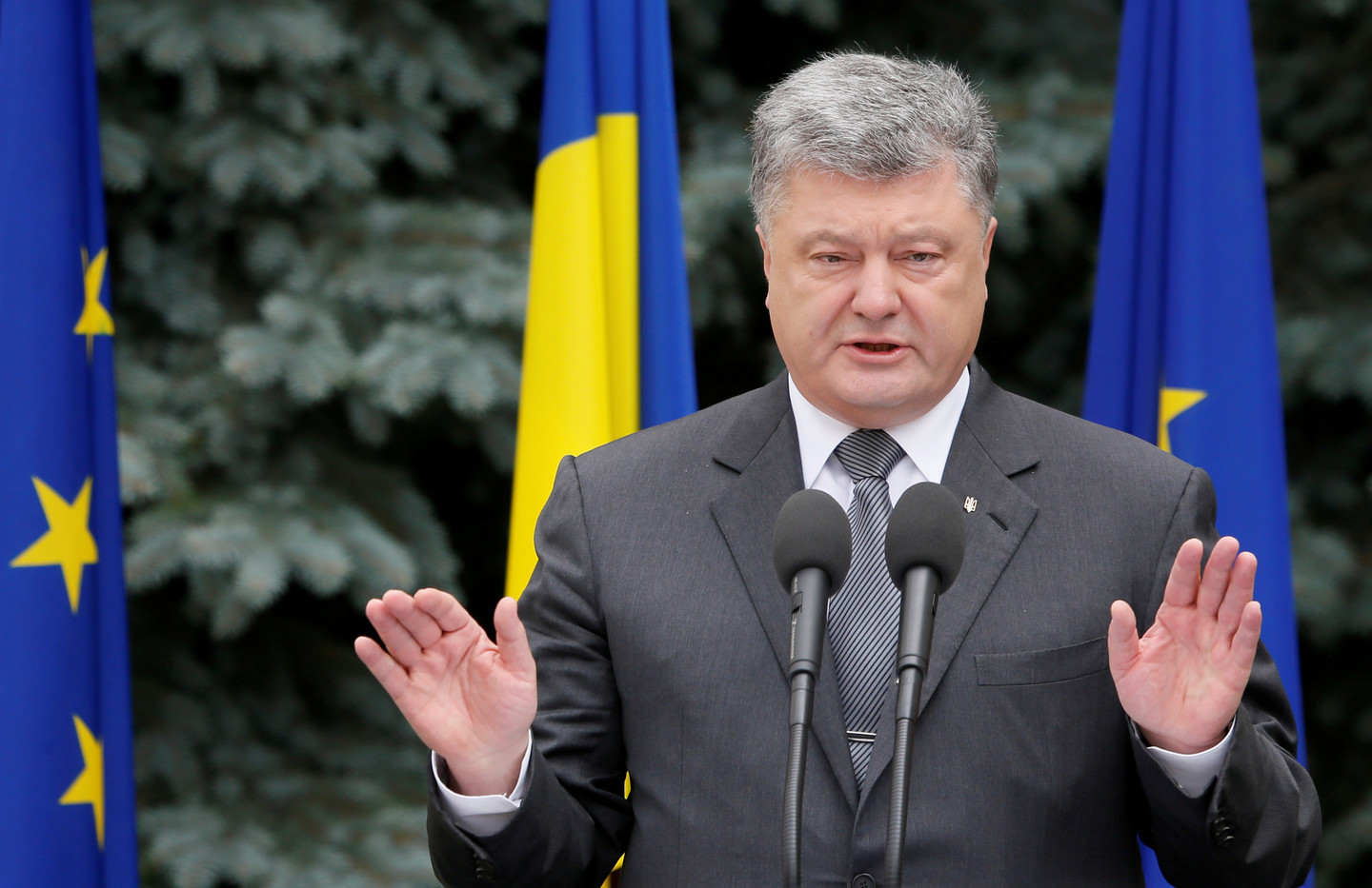 Президент Украины Пётр Порошенко. Фото: &copy; REUTERS/Valentyn Ogirenko




