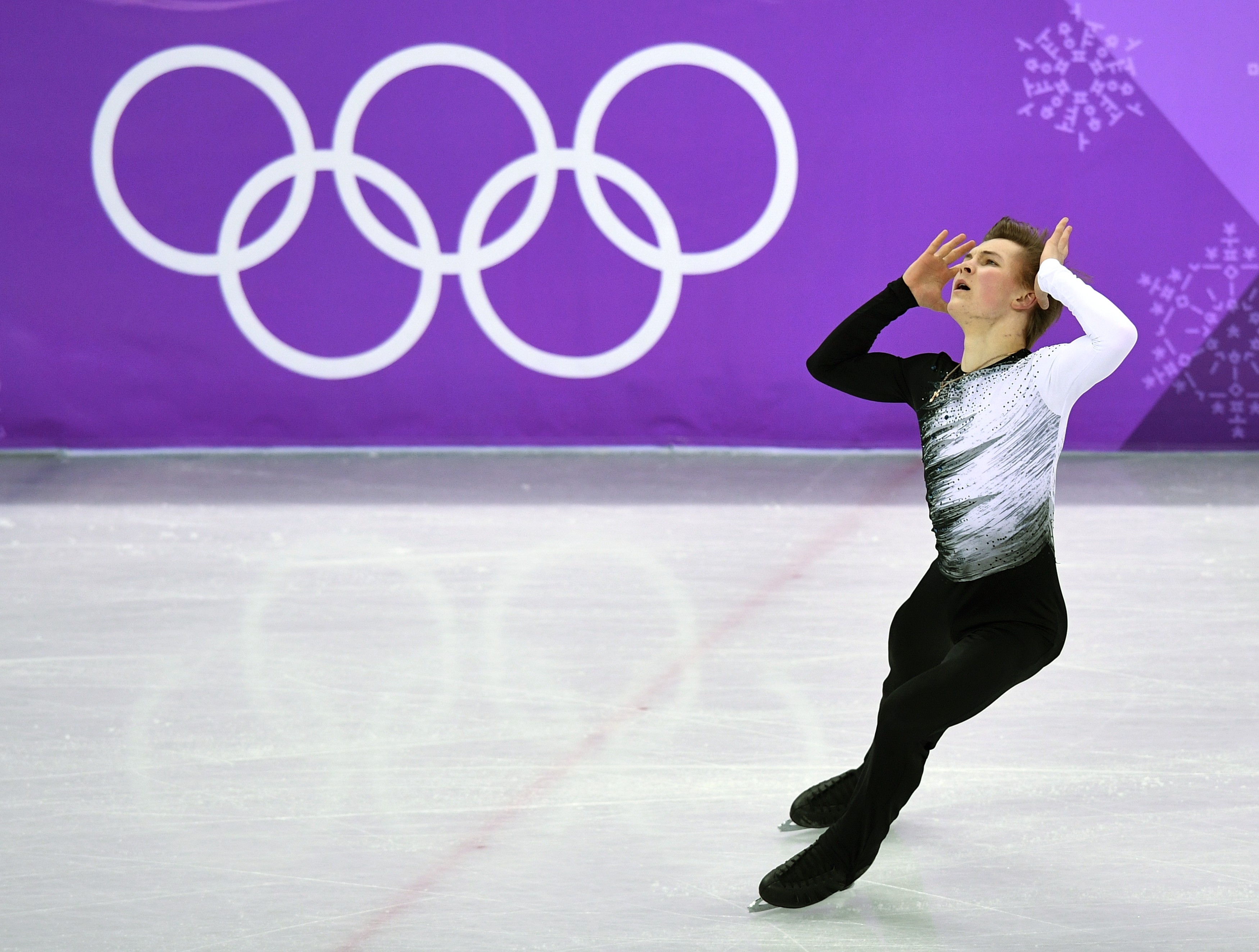 Михаил Коляда идёт восьмым после короткой программы на Олимпийских играх. Фото: © РИА Новости/Александр Вильф