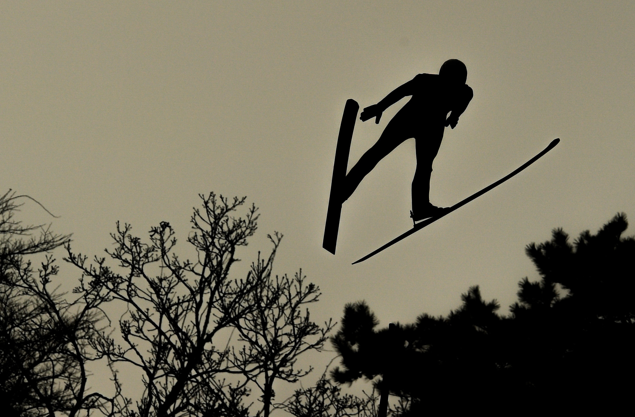 Прыжок Эрнеста Яхина. Фото: &copy; РИА Новости/Алексей Филиппов