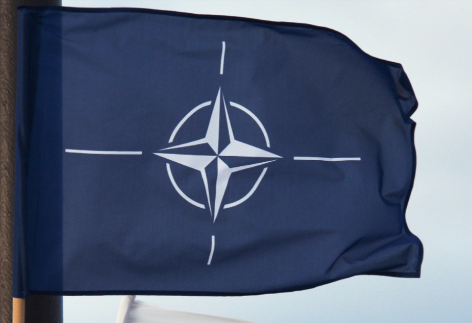 Флаг НАТО. Фото: &copy; РИА Новости/Алексей Витвицкий


