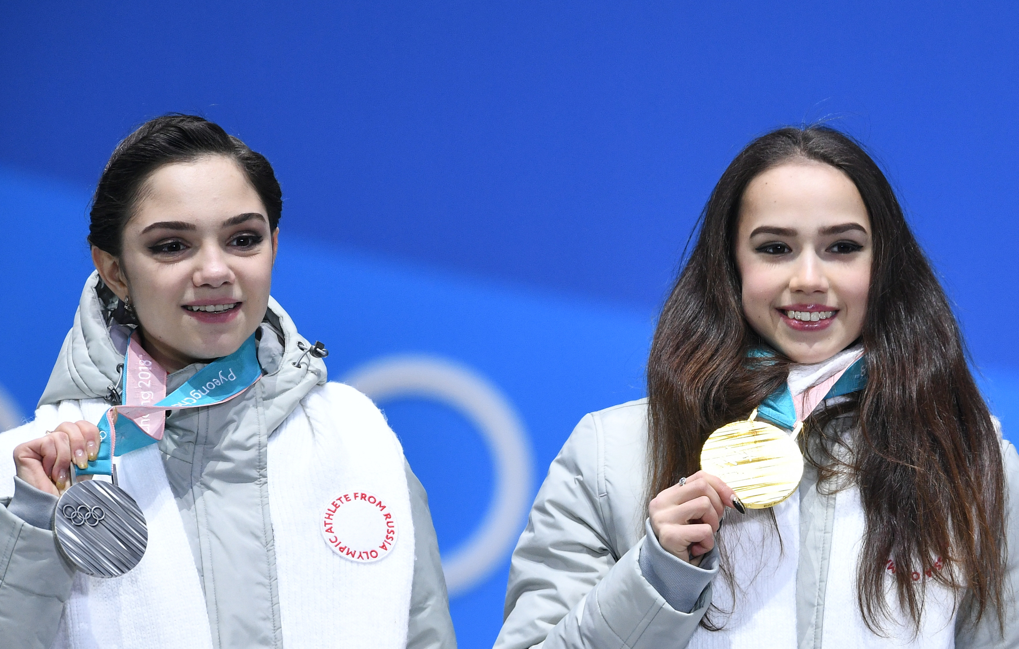 Российские фигуристки на вручении медалей Олимпийских игр. Фото: © РИА Новости/Александр Вильф