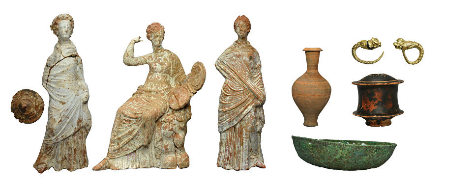 Найденные на раскопках артефакты. Фото: © сайт Министерства культуры Греции
