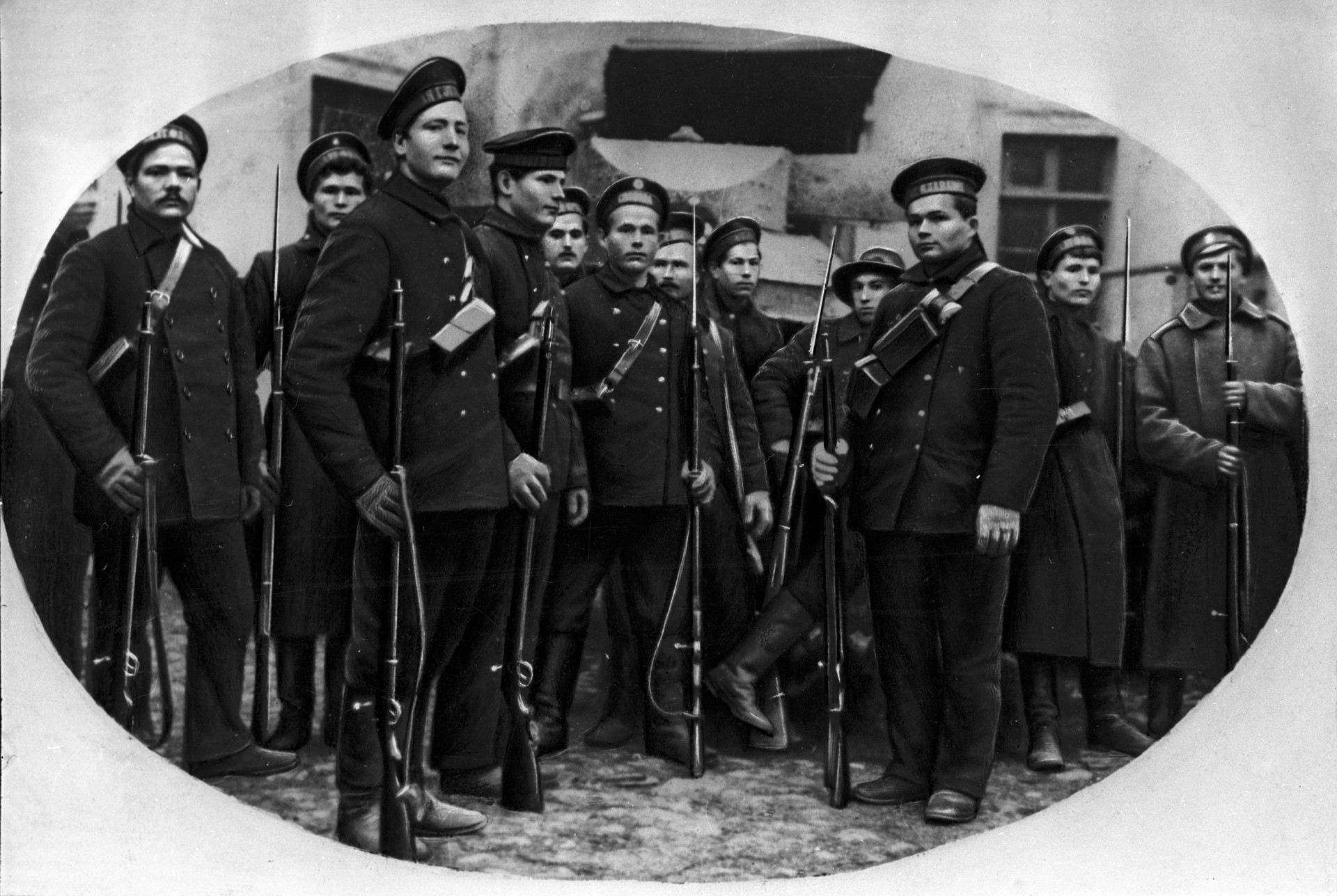 Моряки Кронштадта — участники подавления мятежа юнкеров в Петрограде. 18 марта 1921 г. Фото: © РИА Новости