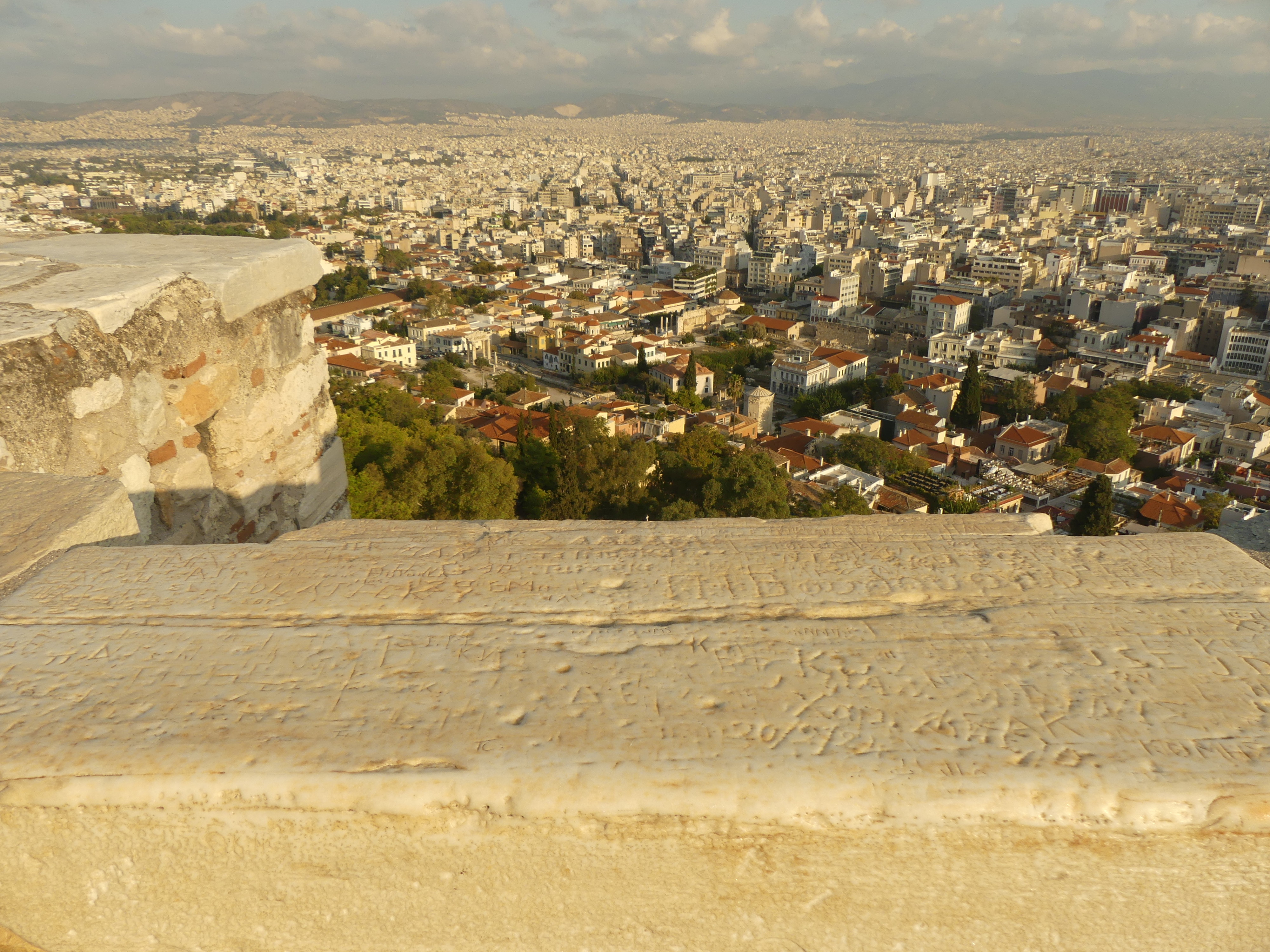 Афины. Фото: &copy; Flickr/geoff dude