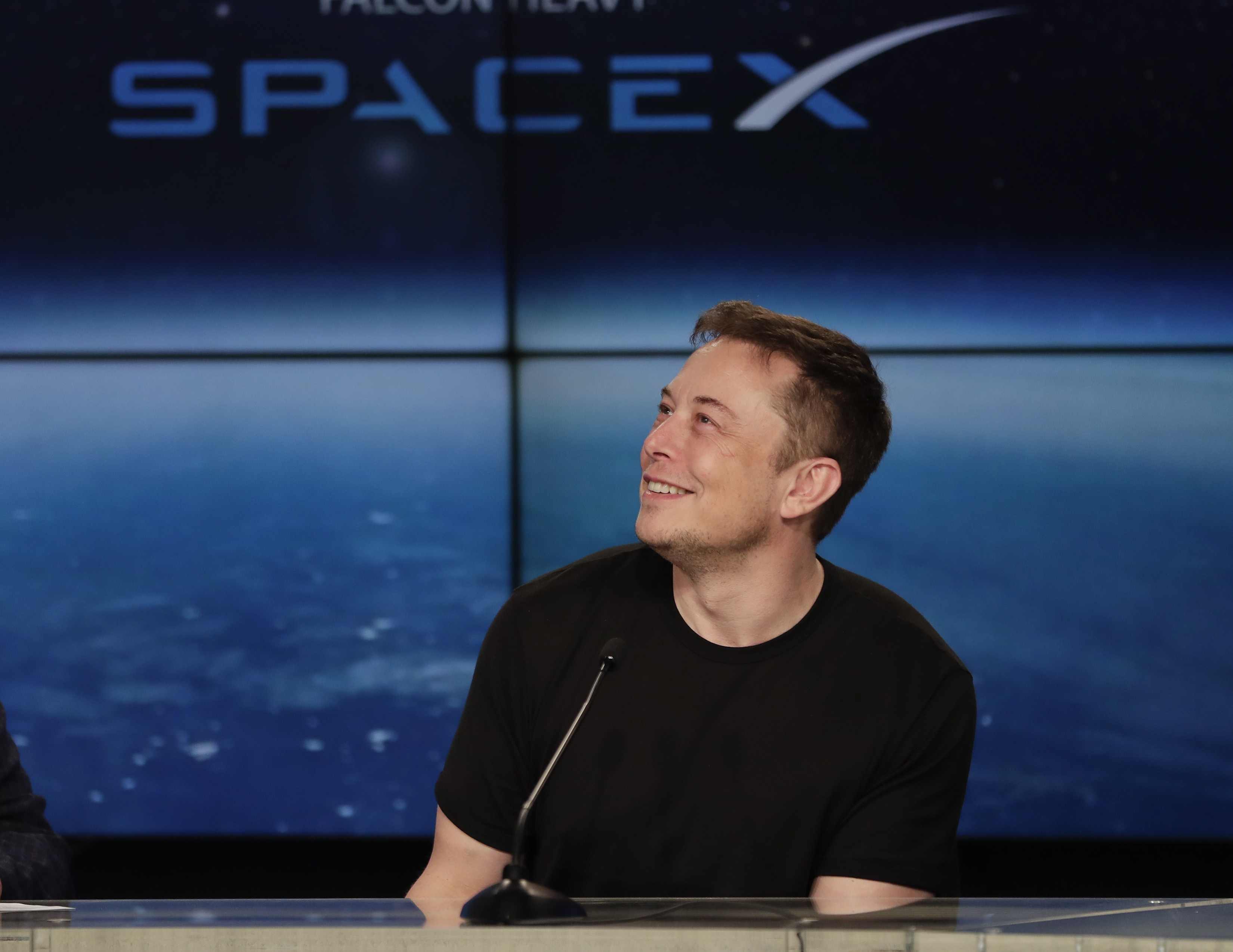 Илон маск 2024 год. Илон Маск. Элон Маск SPACEX. Илон Маск Спейс Икс. Elon Musk Space.