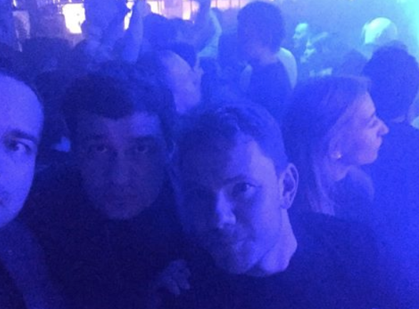 Александр Телепнев (в центре) и DJ Smash в ночь избиения Фото: © Facebook