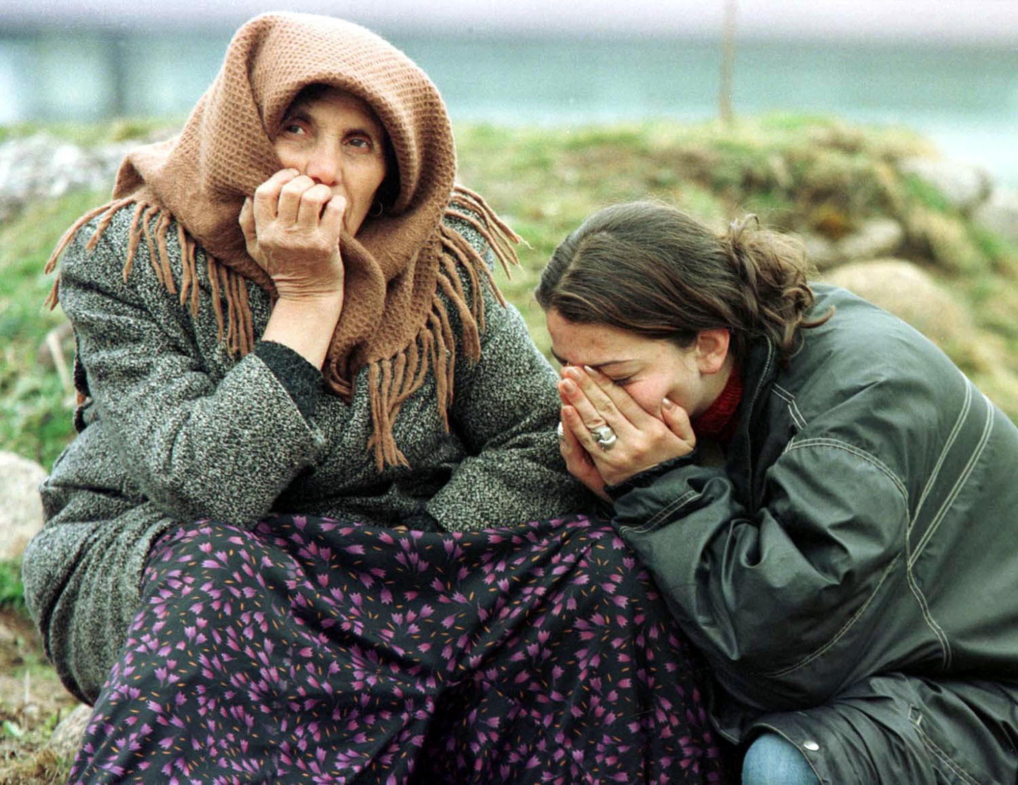 Беженки из Косово. Фото: © AP PHOTO / David Brauchli