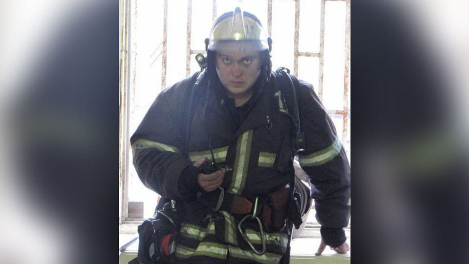 Пожарный Александр Кравченко. Фото: Mash