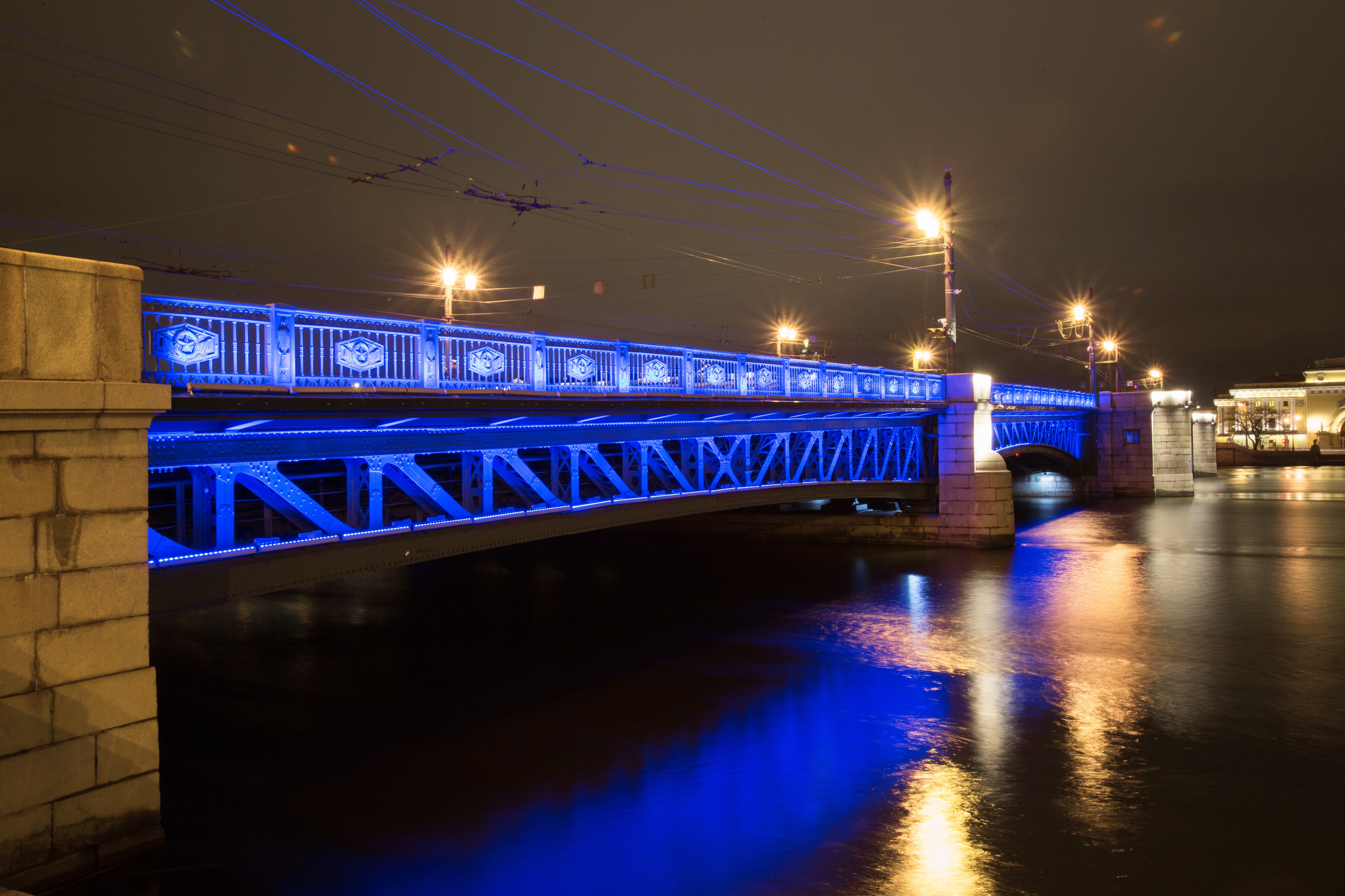 синий мост в питере