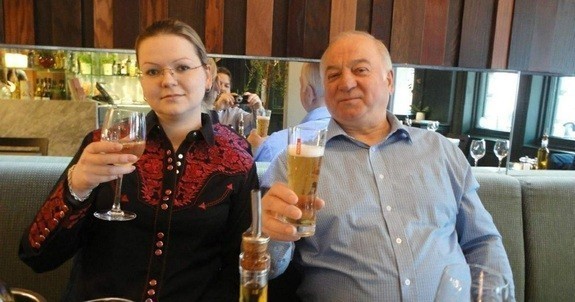 Экс-сотрудник ГРУ Сергей Скрипаль и его дочь Юлия. Фото: globallookpress.com