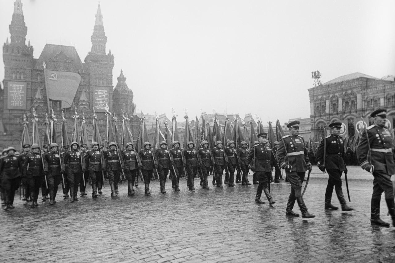 Торжественный марш сводного полка одного из фронтов на Параде Победы на Красной площади. Фото: ©РИА Новости