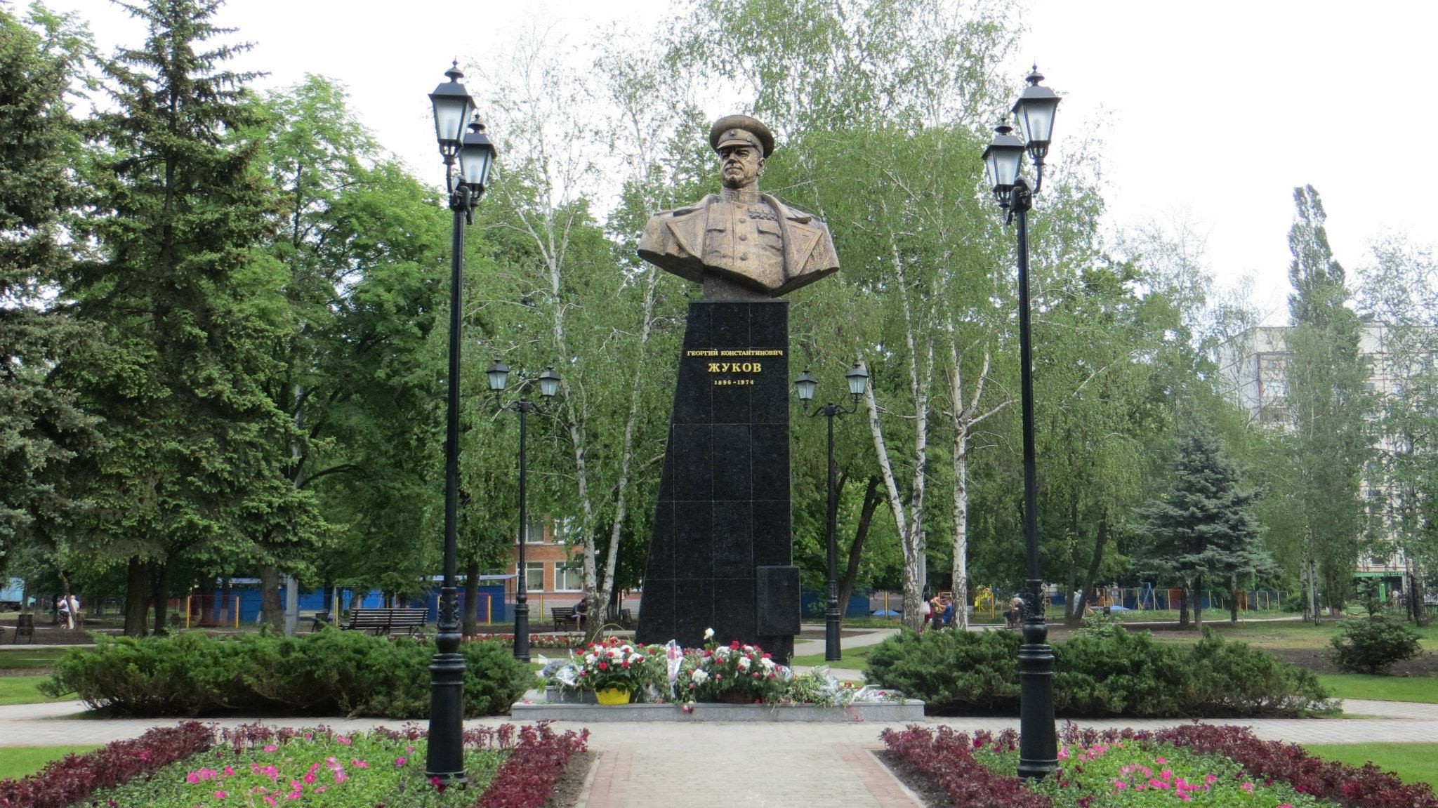 Памятник маршалу Георгию Жукову в Харькове. Фото: ©wikipedia.org