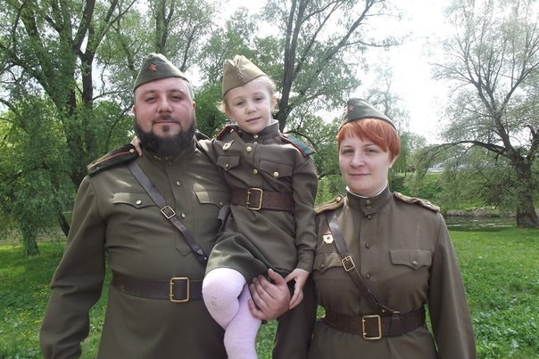Убитый байкер Алексей Эшмаков с семьёй. Фото: VK/Убийство 5 байкеров в Подмосковье