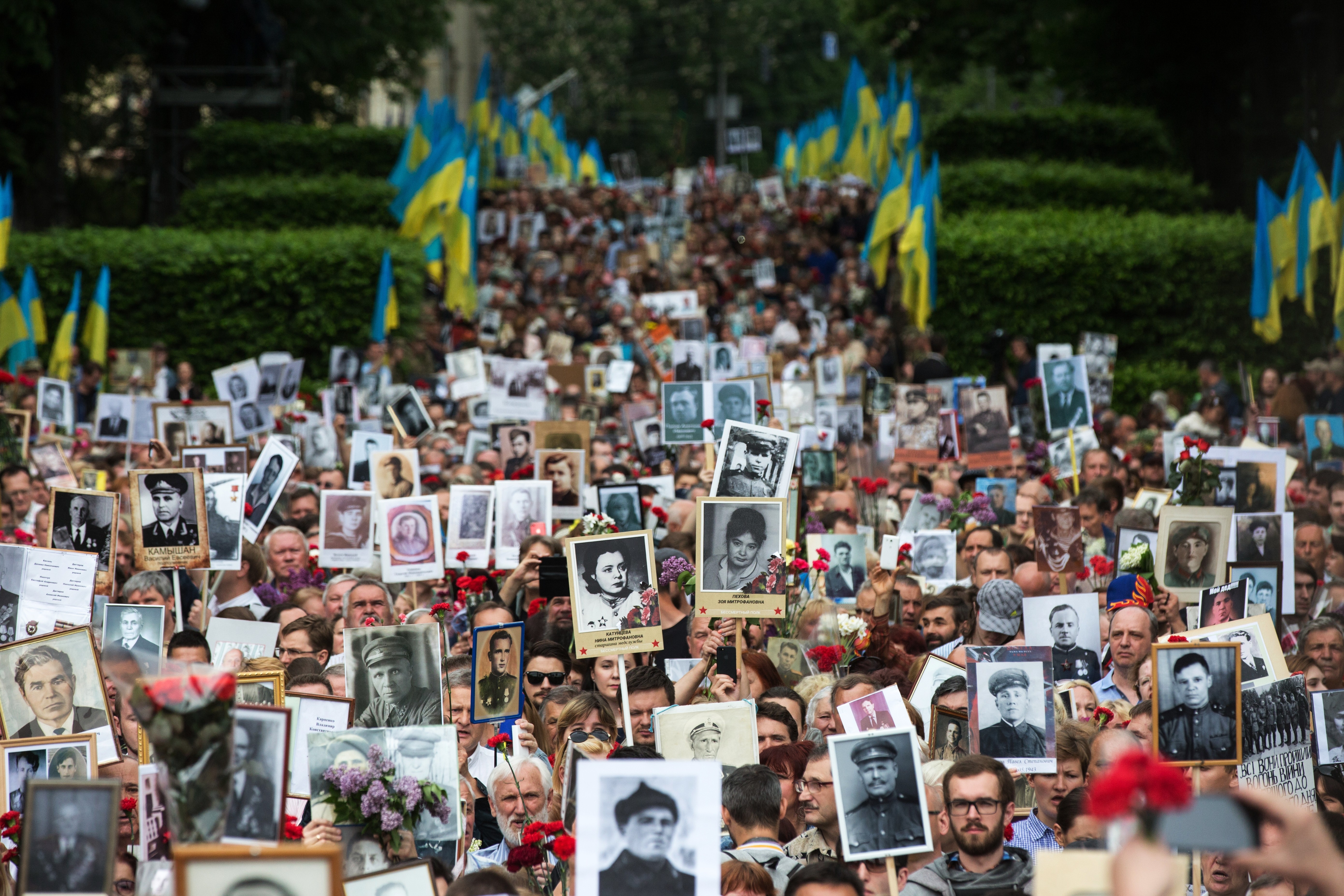 Участники акции "Бессмертный полк" в Киеве. Фото: &copy;РИА Новости