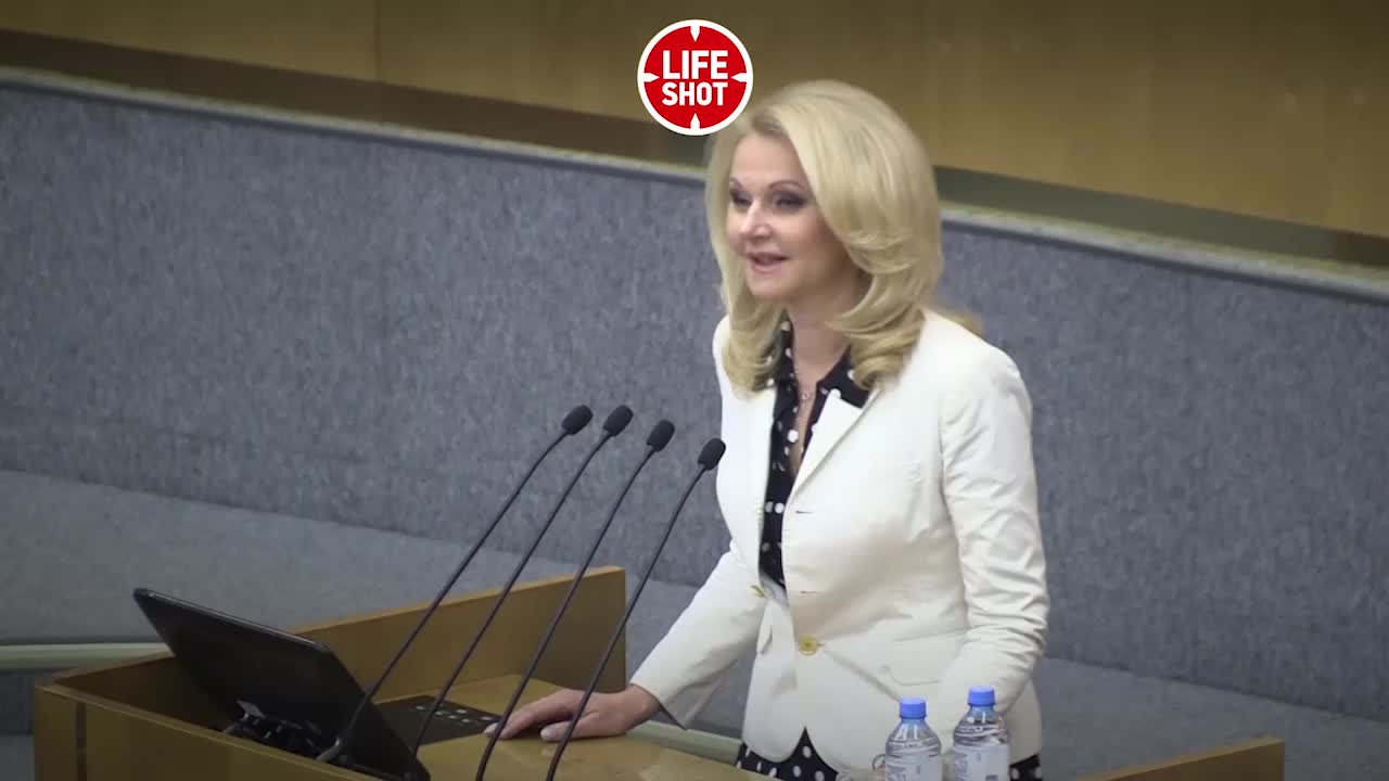 Голикова заплакала в Госдуме при снятии её с поста главы Счётной палаты в 2019 году Голикова заплакала в Госдуме при снятии её с поста главы Счётной палаты в 2019 году