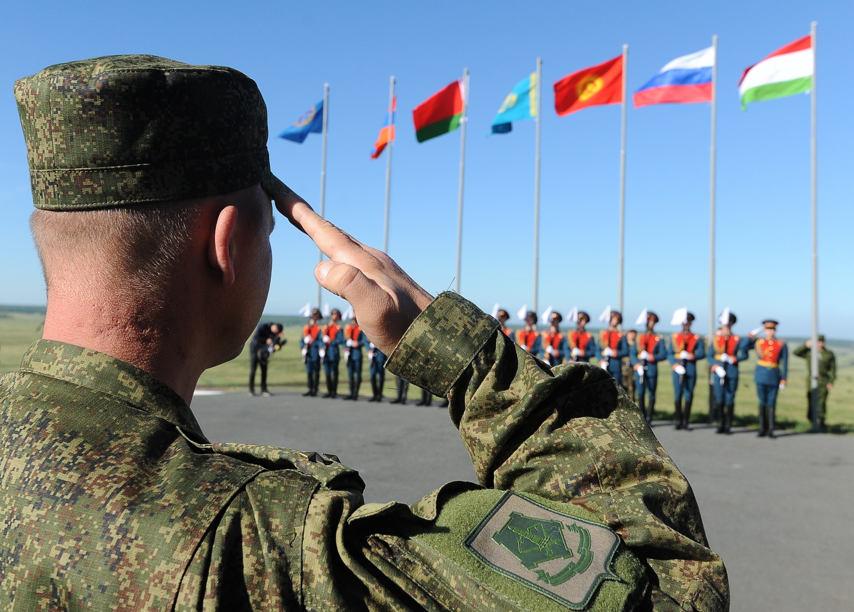 Учения стран. Военные учения ОДКБ. Солдаты ОДКБ. Войска ОДКБ России. Международное учение ОДКБ.