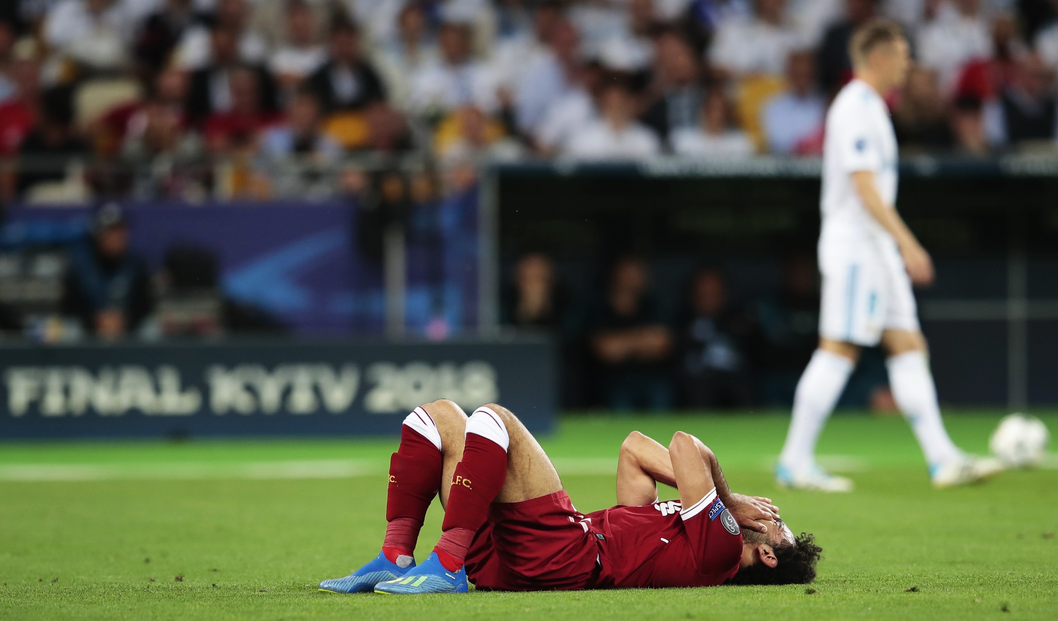 Салах плачет после получения травмы в финале Лиги чемпионов. Теперь он, возможно, пропустит чемпионат мира. Фото: © РИА Новости