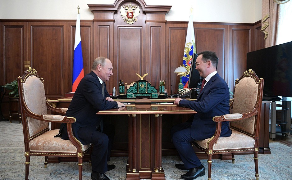 Владимир Путин и Айсен Николаев. Фото: пресс-служба президента РФ